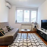 Asja In Heart Of The Old Town Σαράγεβο